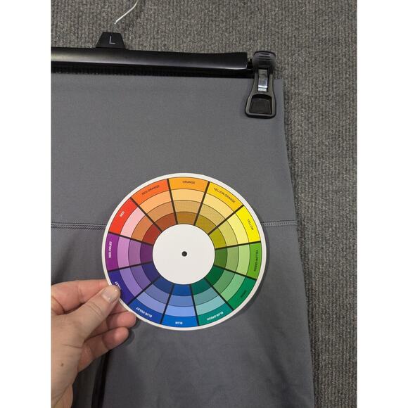 Yogalicious Lux Everyday 5" Biker Shorts Womens Medium Gray Stretch Pull On - Picture 2 of 10